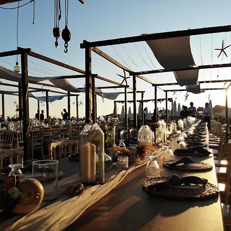 Funbeach / - Lilium Evleri ホテル *