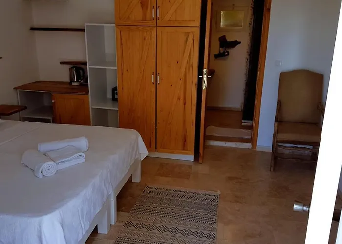 Funbeach / Çeşme - Lilium evleri Otel